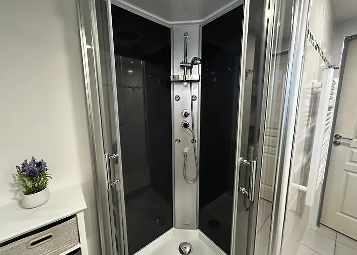 Apartamento T2 Avec Jardin, Terrasse Et Wifi A 1km Des Thermes - Fr-1-541-156 *